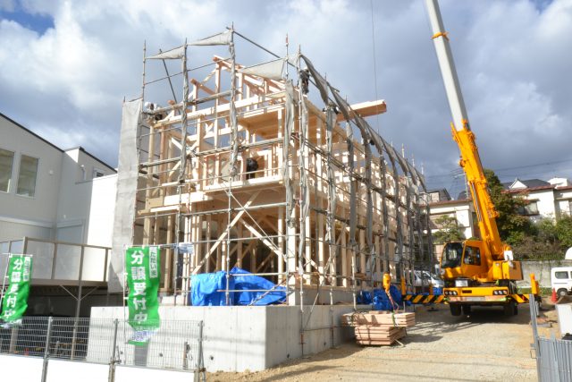 プレミアム霞ヶ丘　上棟しました